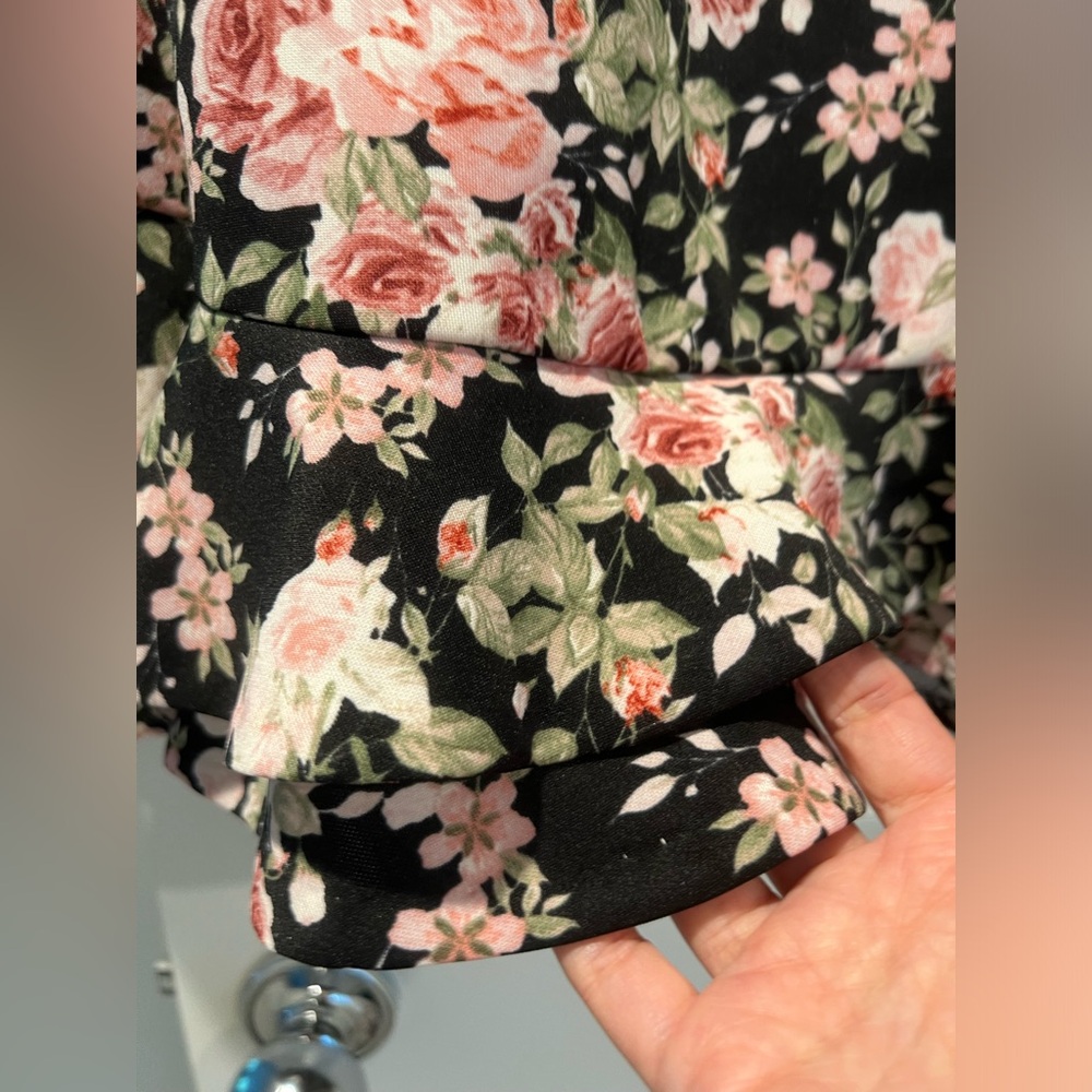Aqua Black Dress Pink Floral size S fits like XS Flounce Hem Worn Once EEUC - Picture 4 of 11
